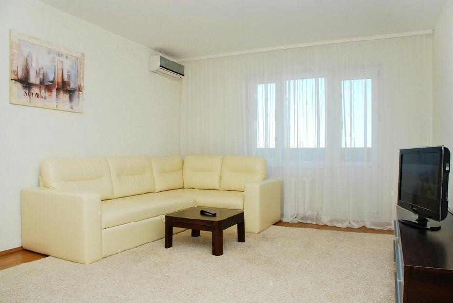 קייב 2-Komnatnye Apartamenty Alladin - Pozniaki מראה חיצוני תמונה